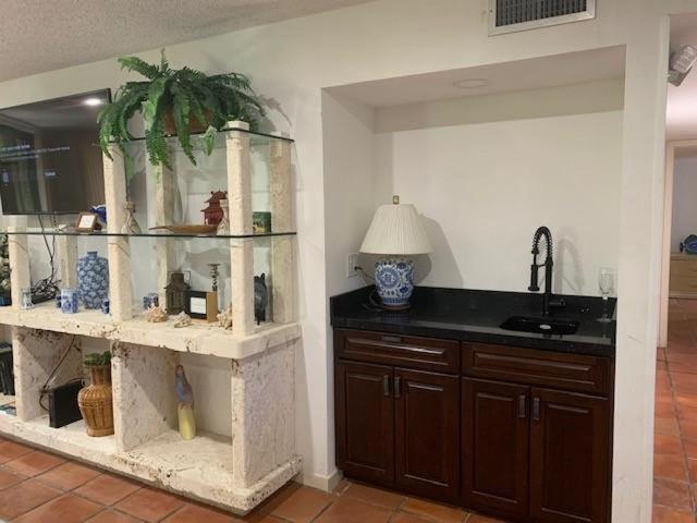 Beautifully Renovated Summer Of 2020 Come And Enjoy This Lovely Unit Key West Exterior photo