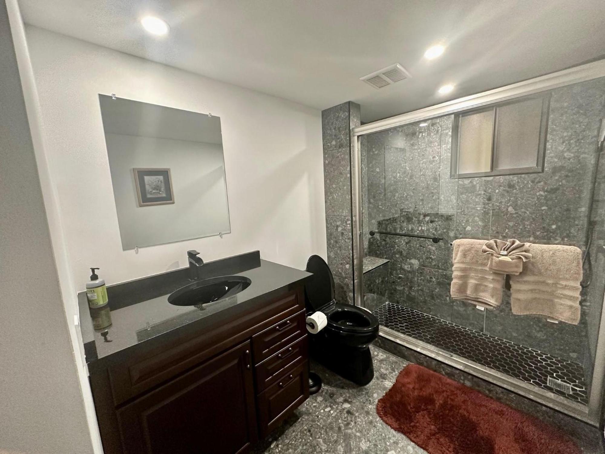 Beautifully Renovated Summer Of 2020 Come And Enjoy This Lovely Unit Key West Exterior photo