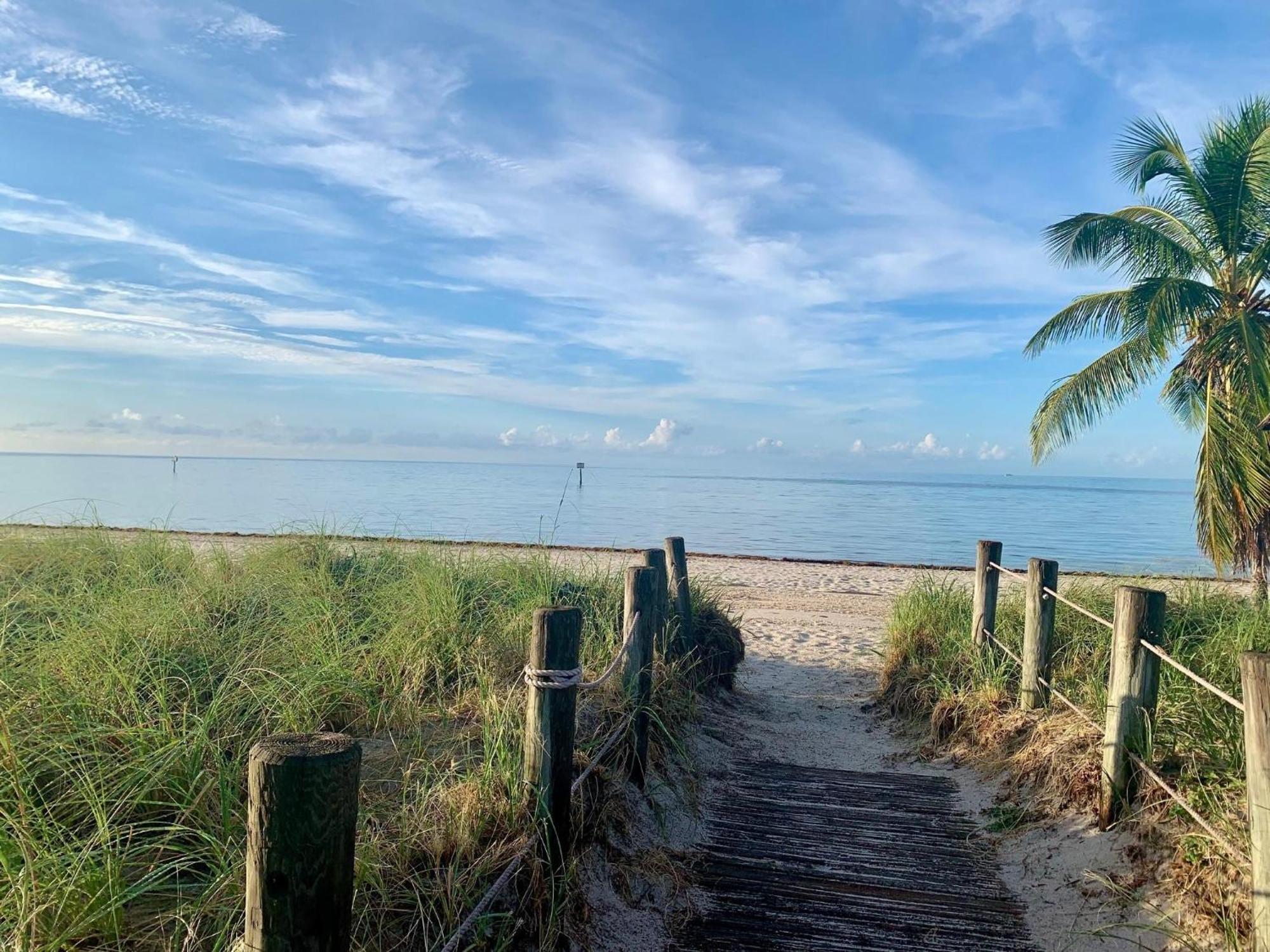 Beautifully Renovated Summer Of 2020 Come And Enjoy This Lovely Unit Key West Exterior photo